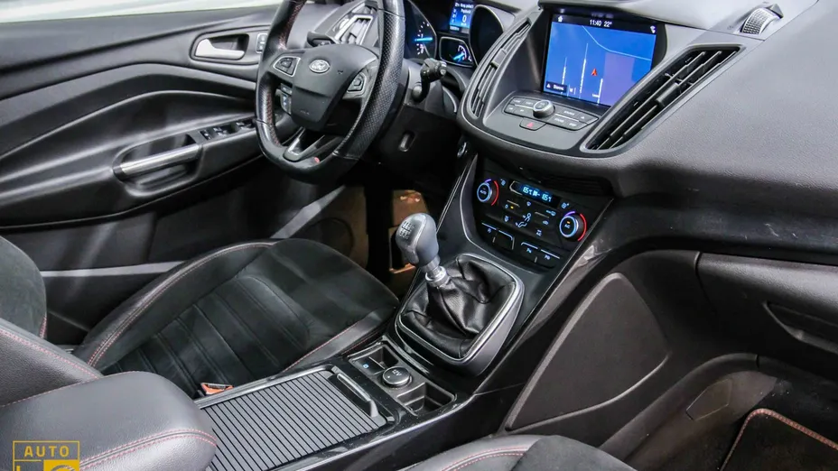 FORD Kuga -