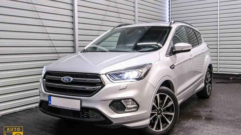 FORD Kuga -