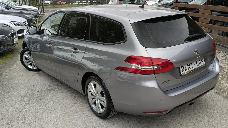 PEUGEOT 308 -