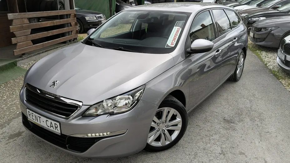 PEUGEOT 308 -