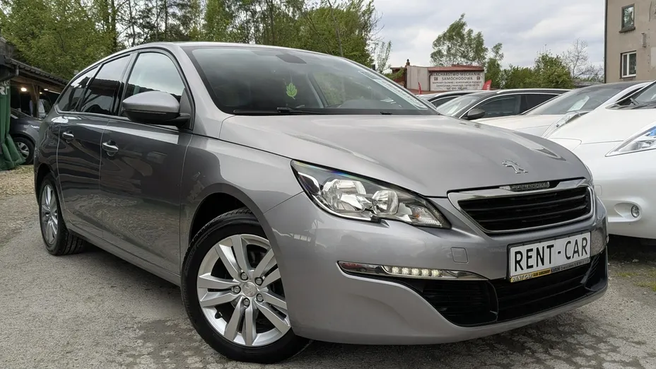 PEUGEOT 308 -