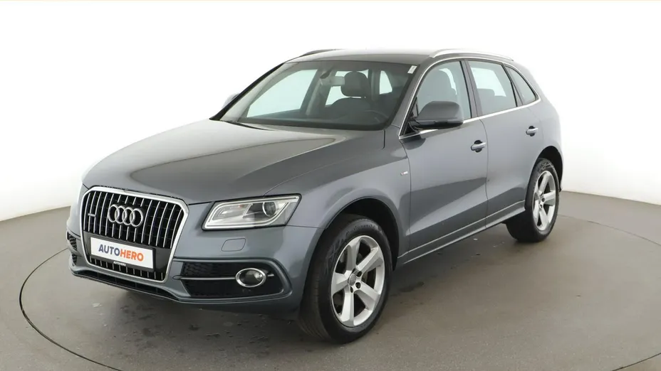 AUDI Q5 -