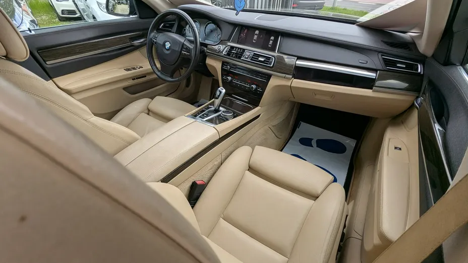 BMW Seria 7 -