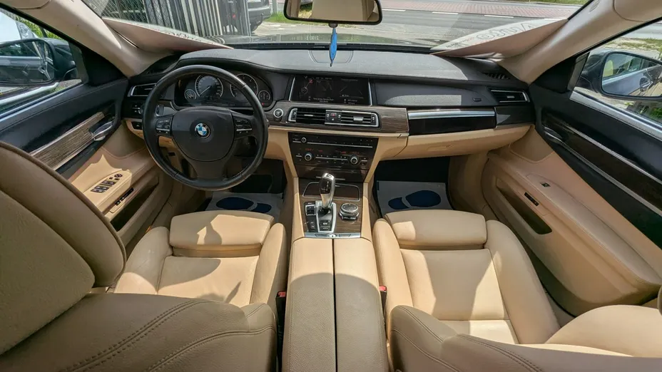 BMW Seria 7 -
