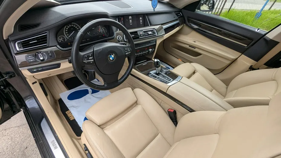 BMW Seria 7 -