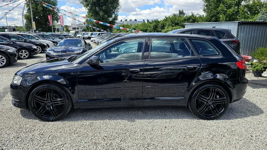 AUDI A3 Sportback -