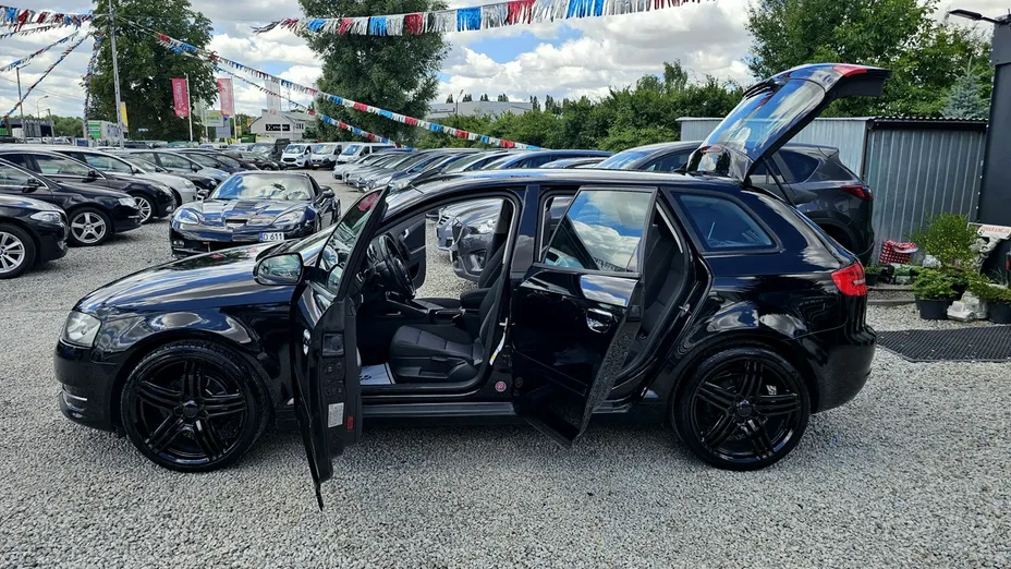 AUDI A3 Sportback -
