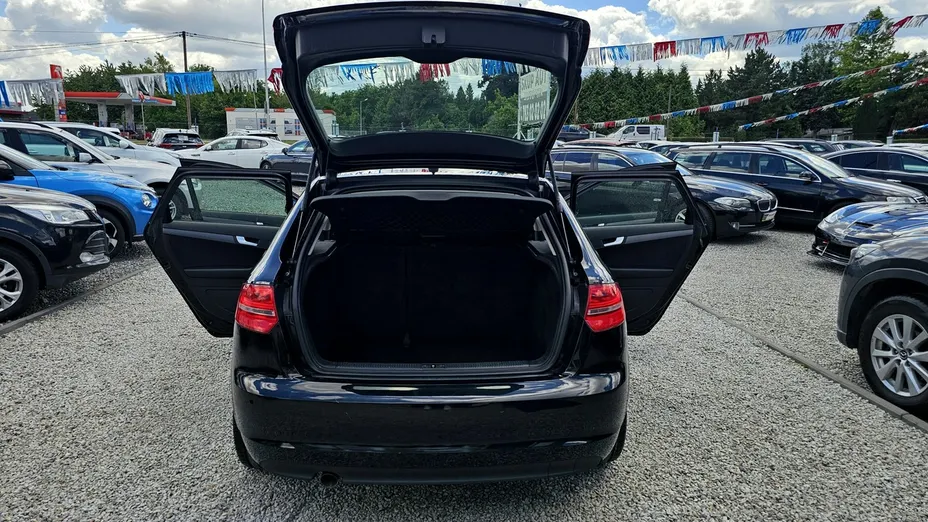 AUDI A3 Sportback -