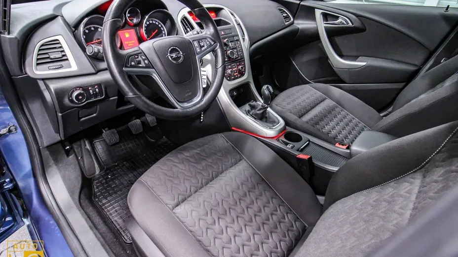 OPEL Astra -