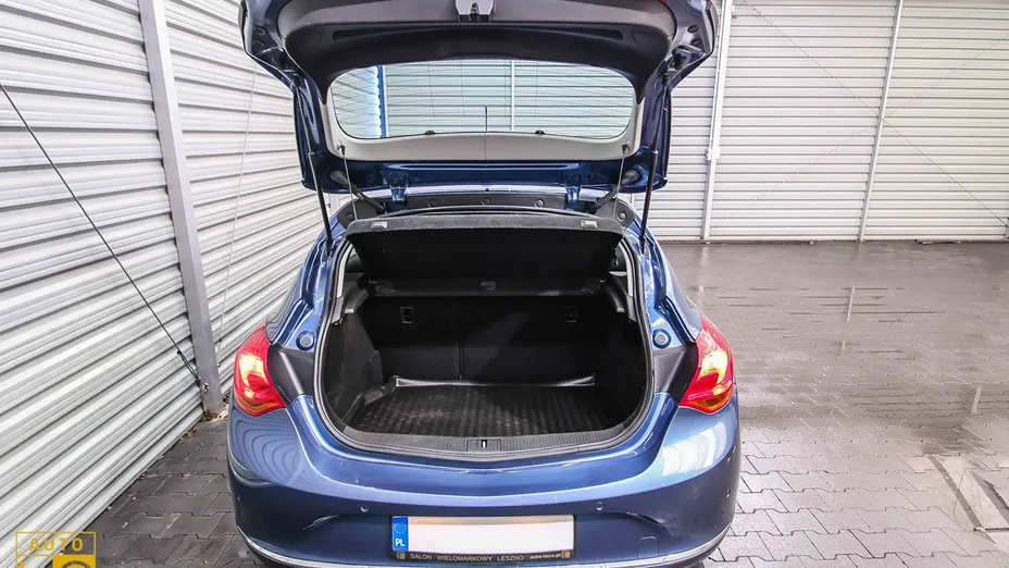 OPEL Astra -