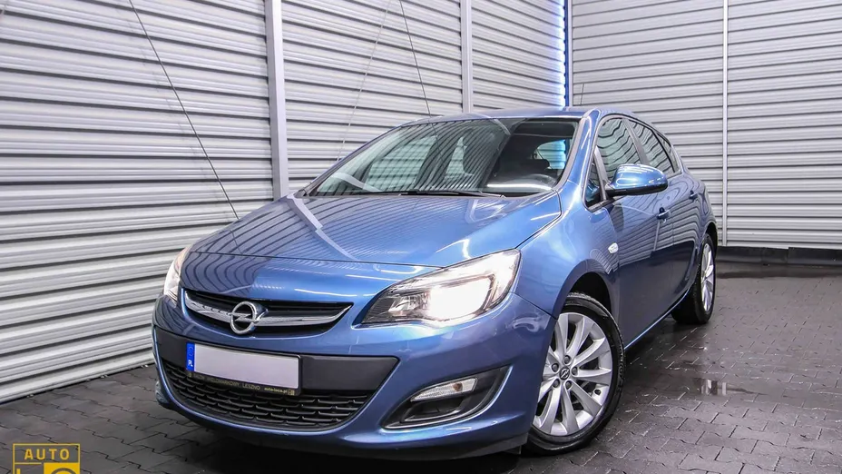 OPEL Astra -
