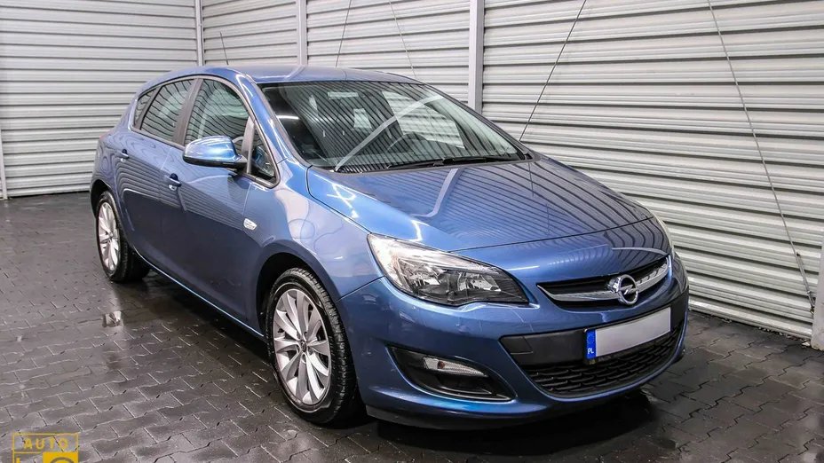 OPEL Astra -