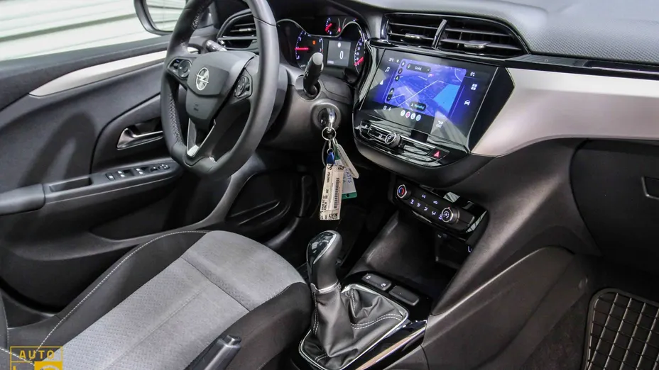 OPEL Corsa -