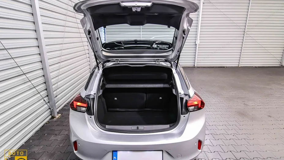 OPEL Corsa -