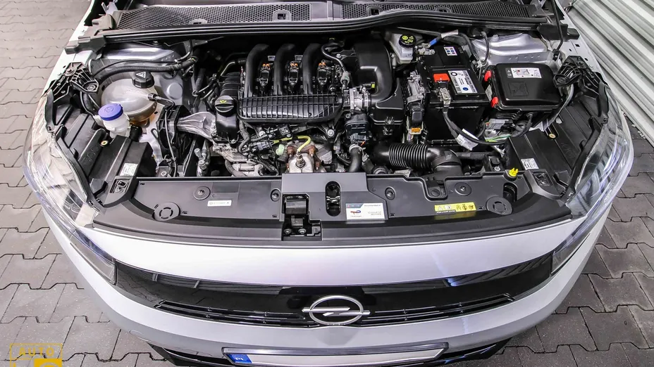 OPEL Corsa -