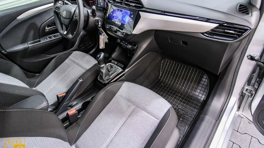 OPEL Corsa -