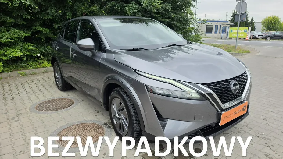 NISSAN Qashqai -