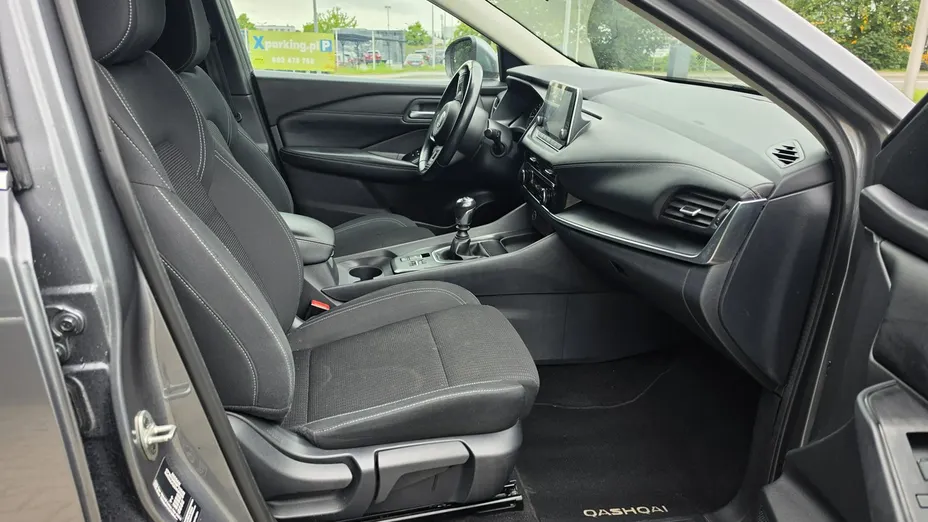 NISSAN Qashqai -