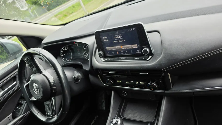 NISSAN Qashqai -