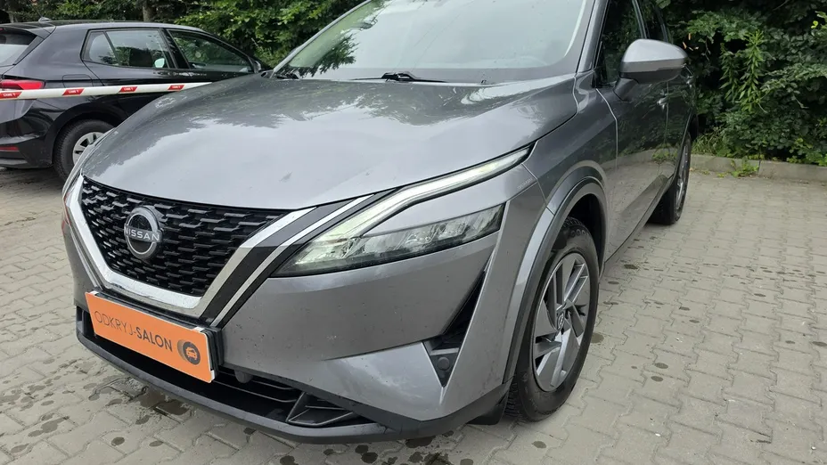NISSAN Qashqai -
