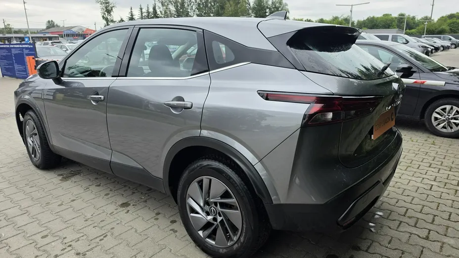 NISSAN Qashqai -