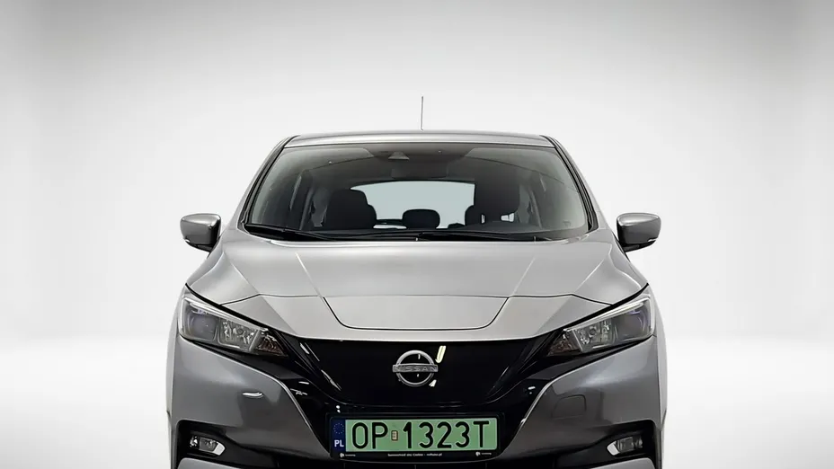 NISSAN Leaf -