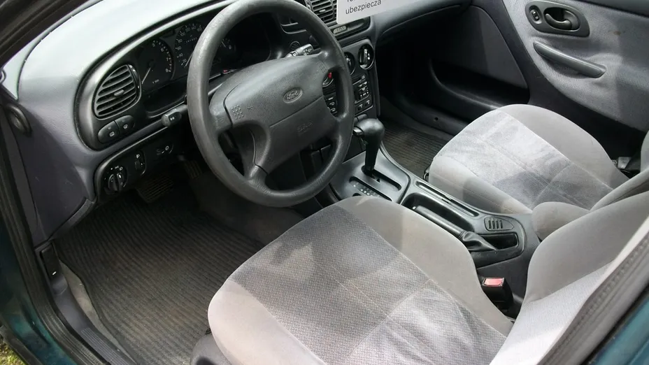 FORD Mondeo -