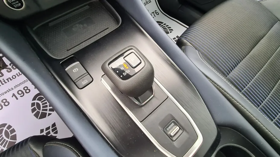 NISSAN Qashqai -