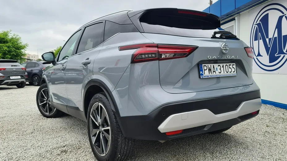 NISSAN Qashqai -