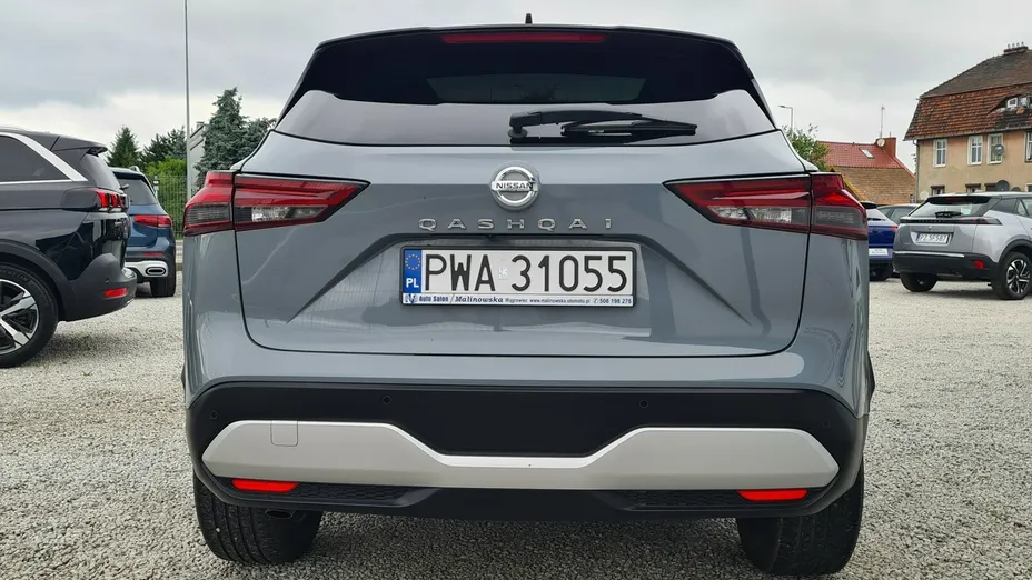 NISSAN Qashqai -