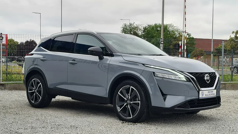 NISSAN Qashqai -