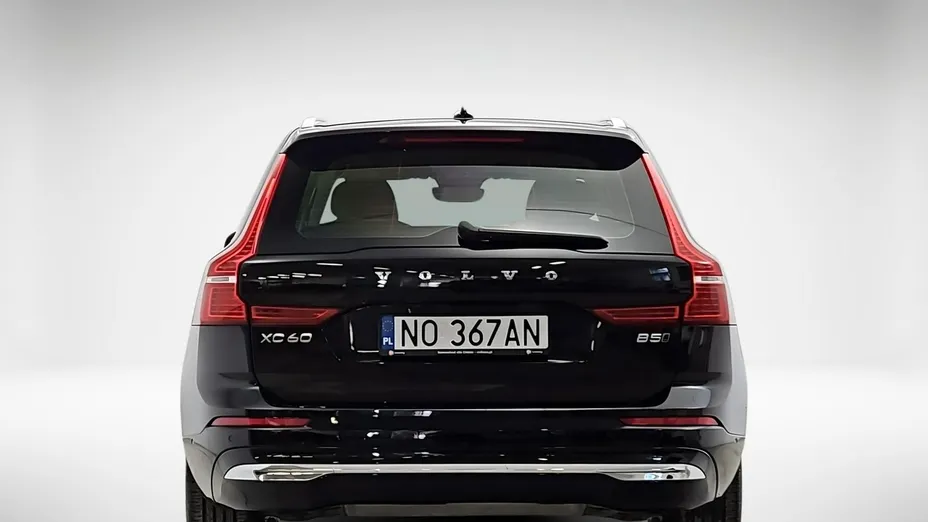 VOLVO XC60 -