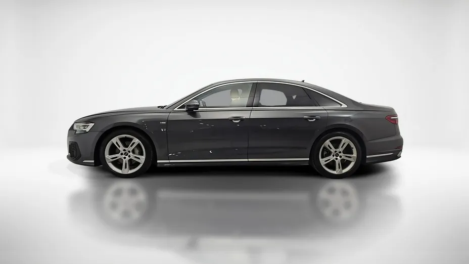 AUDI A8 -