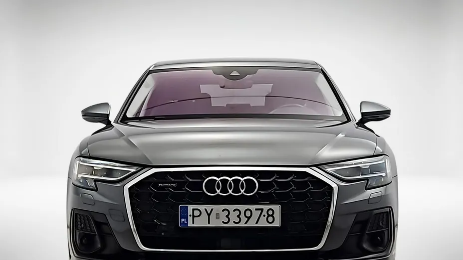AUDI A8 -