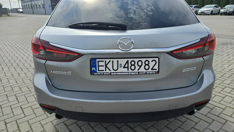 MAZDA 6 -