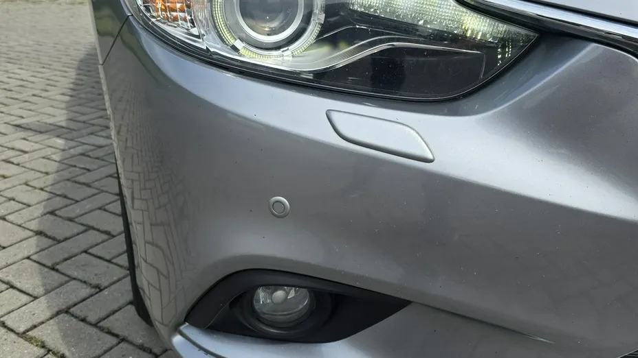 MAZDA 6 -
