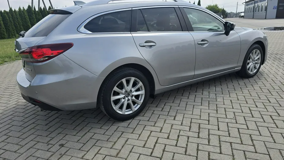 MAZDA 6 -
