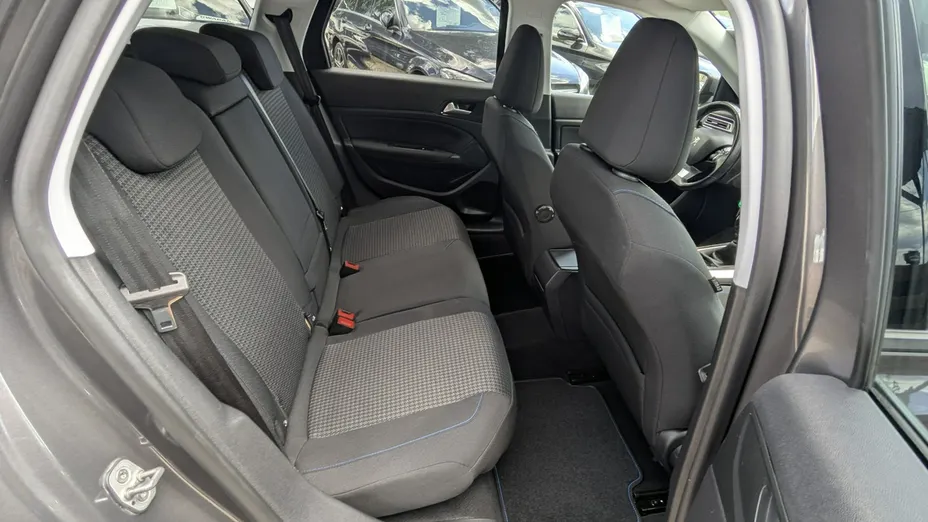 PEUGEOT 308 -
