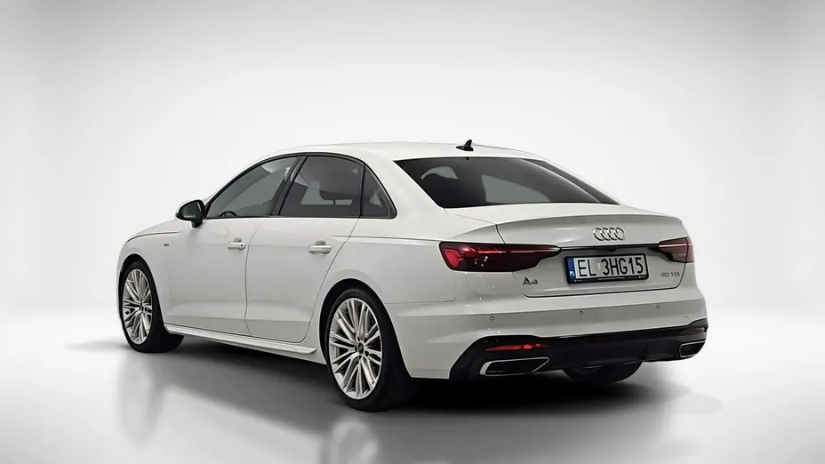 AUDI A4 -