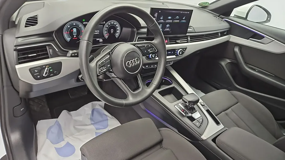 AUDI A4 -