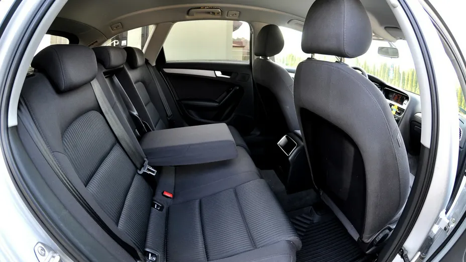 AUDI A4 -