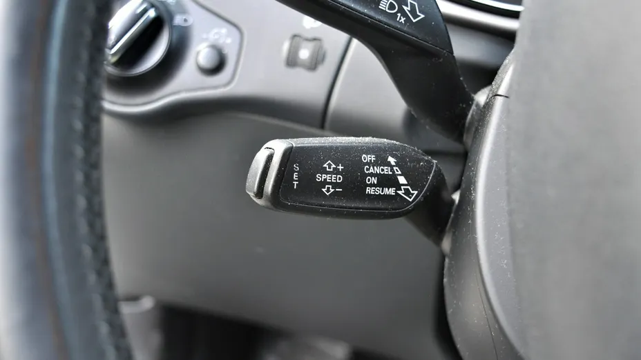 AUDI A4 -