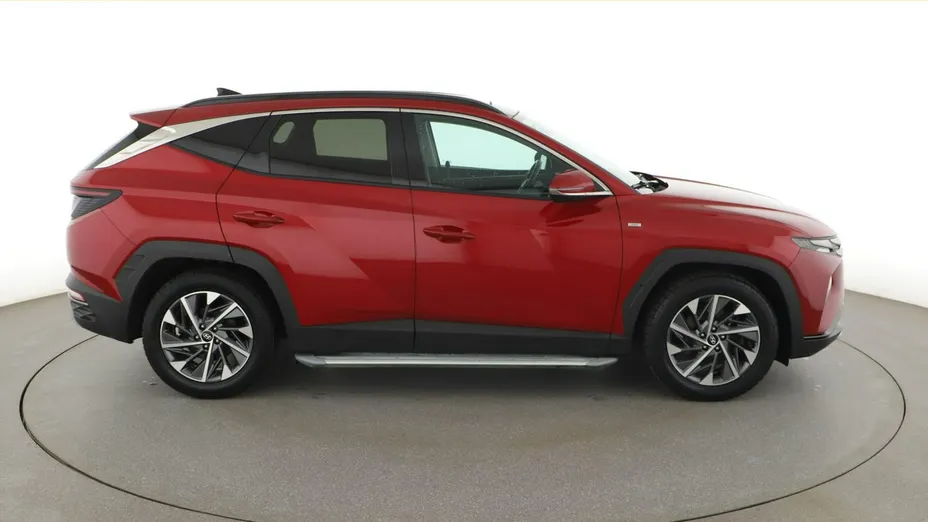 HYUNDAI Tucson -