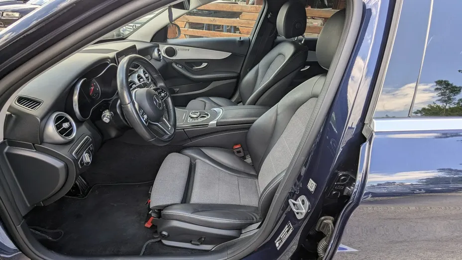 MERCEDES-BENZ C Klasa -