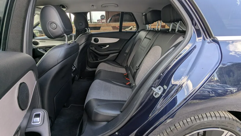 MERCEDES-BENZ C Klasa -