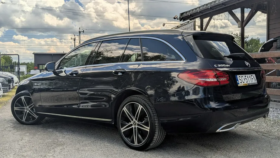 MERCEDES-BENZ C Klasa -