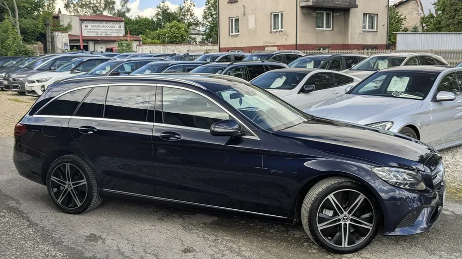 MERCEDES-BENZ C Klasa -