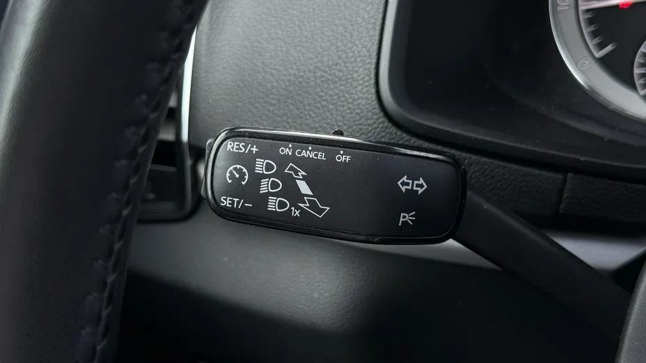 SKODA Karoq -