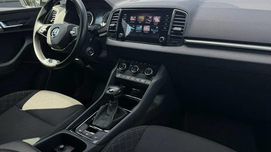 SKODA Karoq -