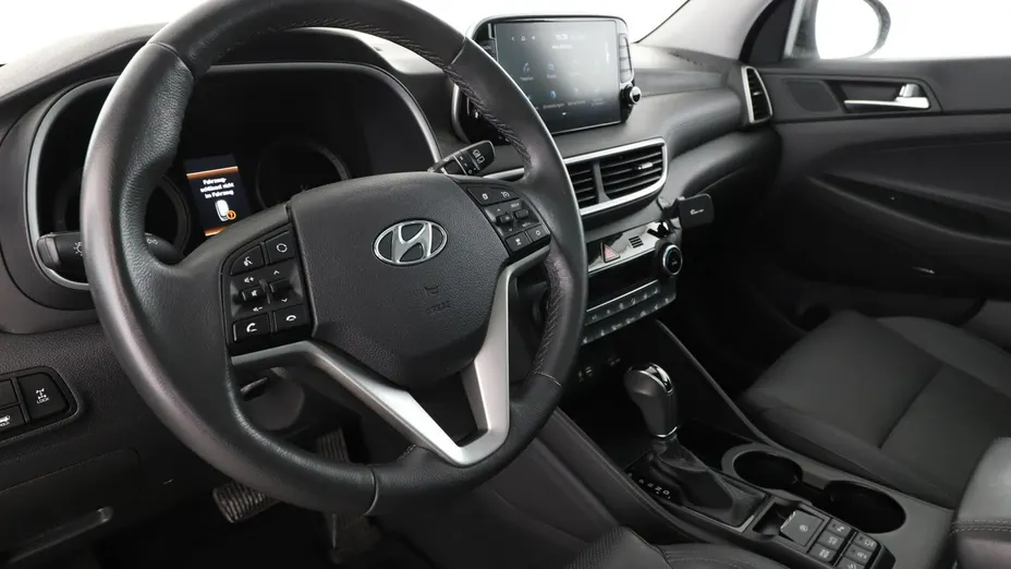 HYUNDAI Tucson -